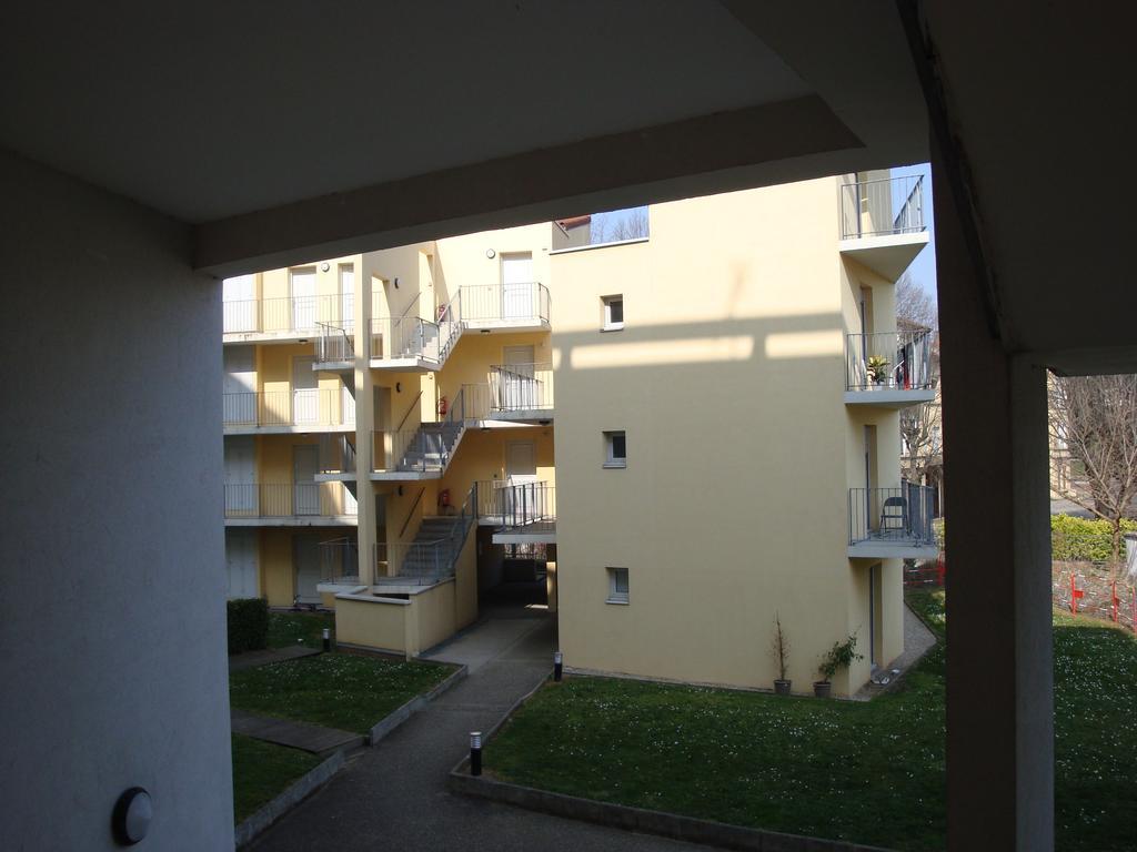 Le Patio Des Traboules Aparthotel Lyon Exteriör bild